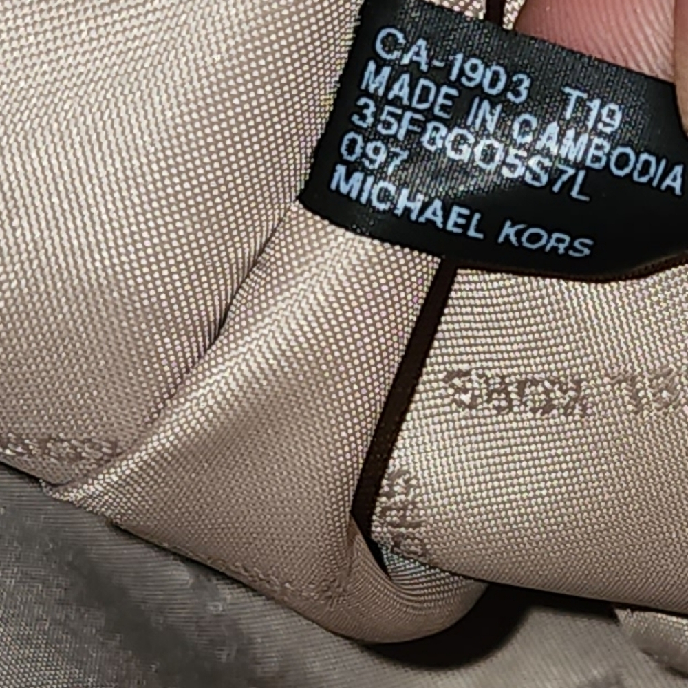 Micheal Kors Sofia Large Crossbody Bag - Picture 15 of 15